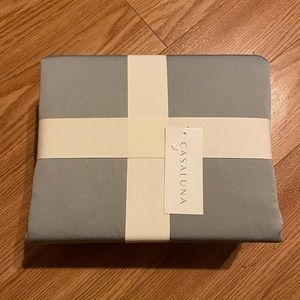 Casaluna  queen size sage green duvet set